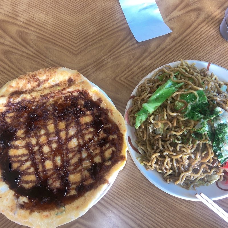 焼きそば（大）フライ（小）(フライ やきそば 仙道.)