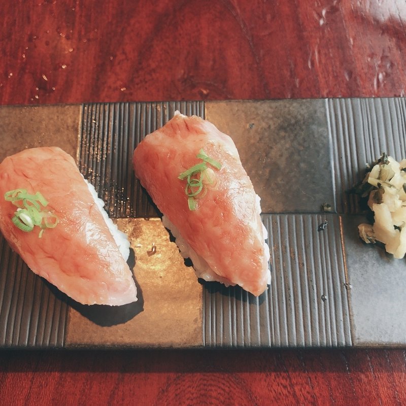 肉寿司(もつ吉 渋谷店)