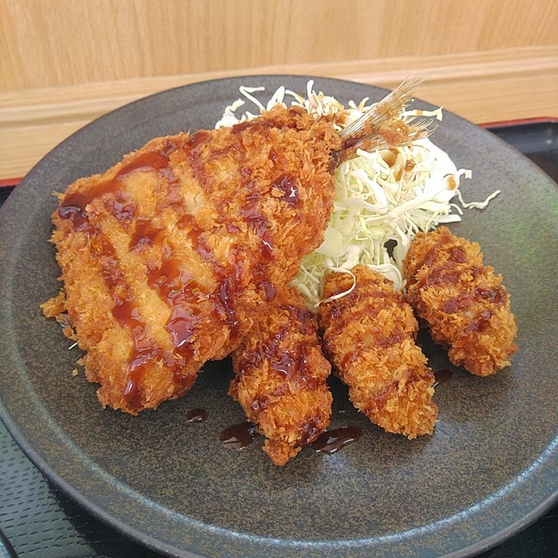 ミックスフライ定食(金成パーキングエリア（下り線）)
