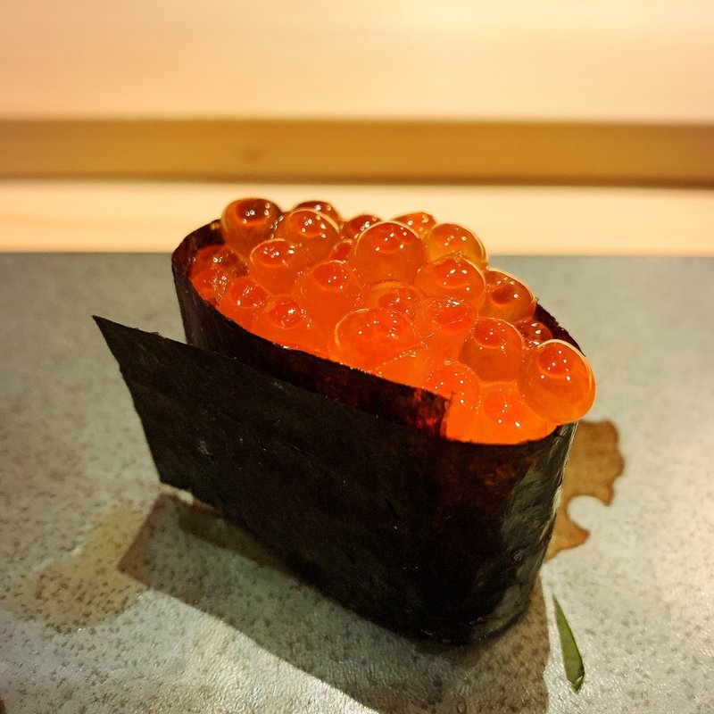 いくら(寿し芳)