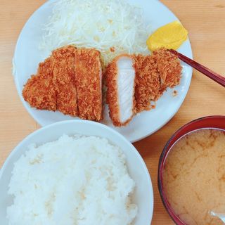 ロースかつ定食(とんかつ 山家)