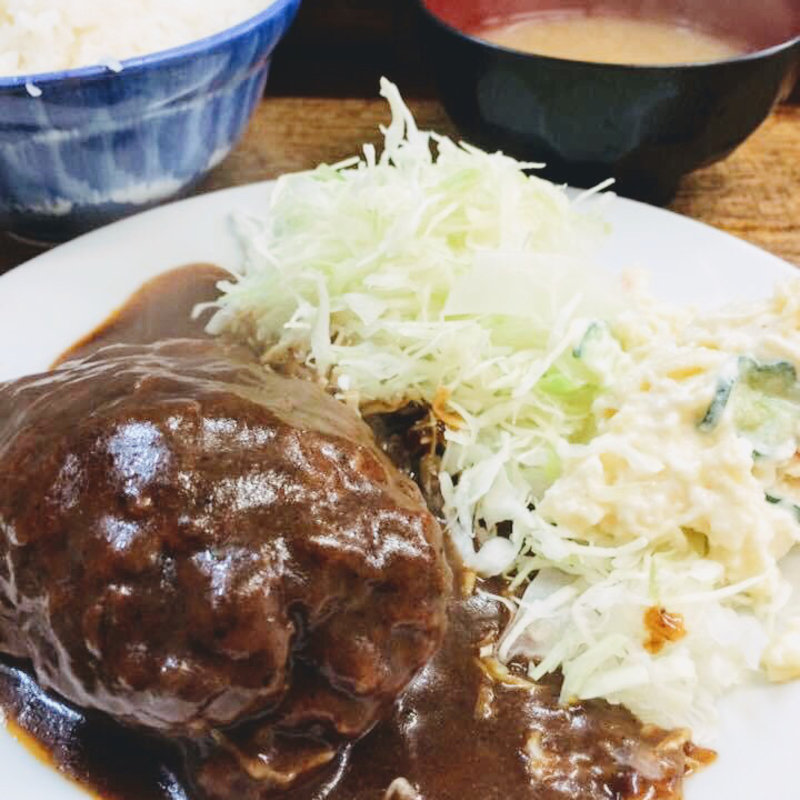手作り煮込みハンバーグ定食(こづち)