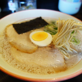 ラーメン 並 久留米 大砲ラーメン 天神今泉店 の口コミ一覧 おいしい一皿が集まるグルメコミュニティサービス Sarah