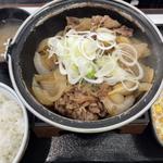 牛の鍋焼き御膳