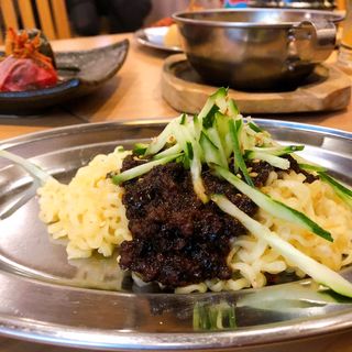 ジャージャーサリ麺(韓国食堂 ケジョン82)