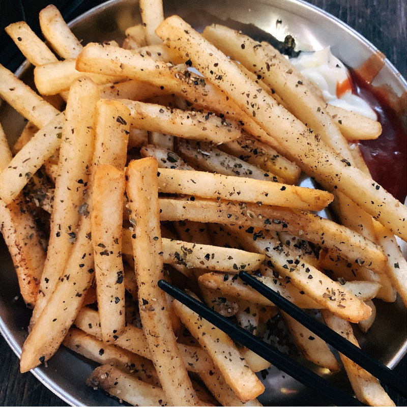 山盛りポテトフライ(富士山 )