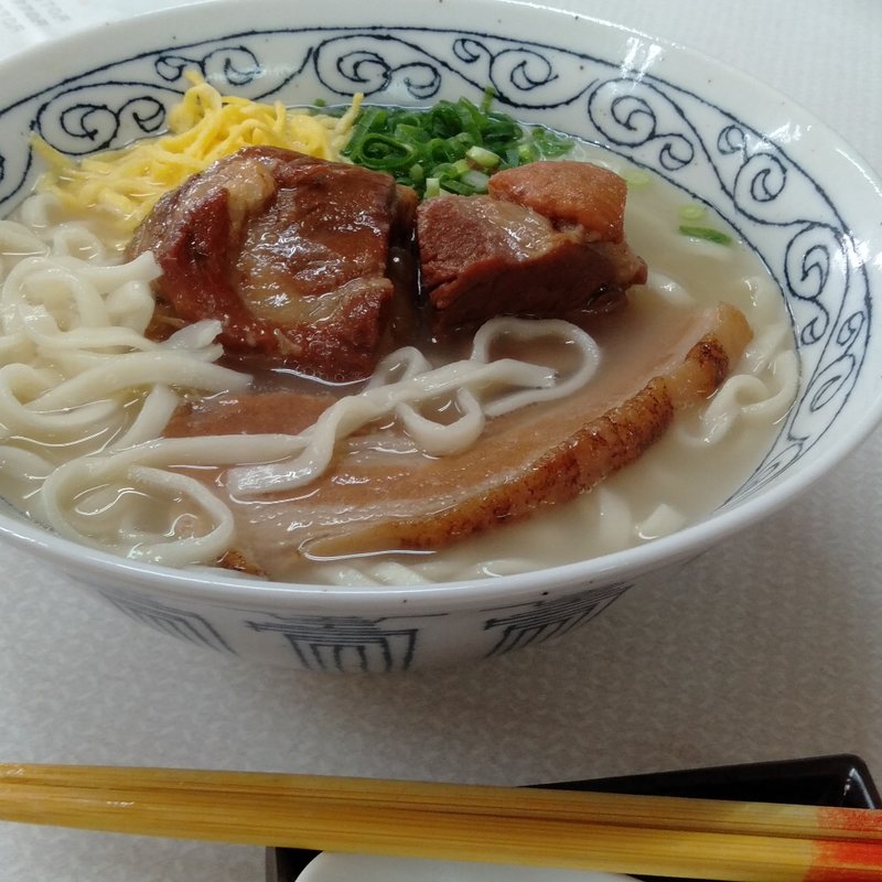 まるやすそば(沖縄そば　まるやす)