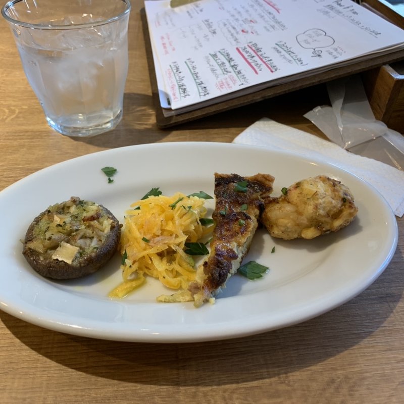 ランチ(ラ　フォンテーヌ　)