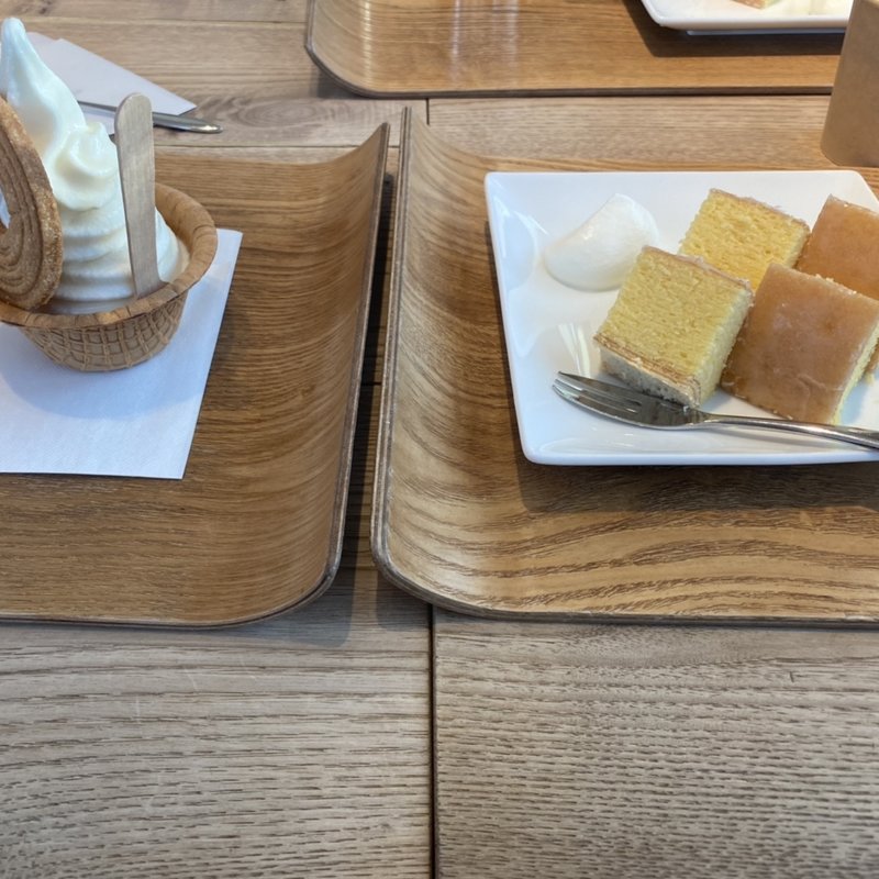 焼き立てバームクーヘン(ラ・コリーナ 近江八幡店 （La Collina）)