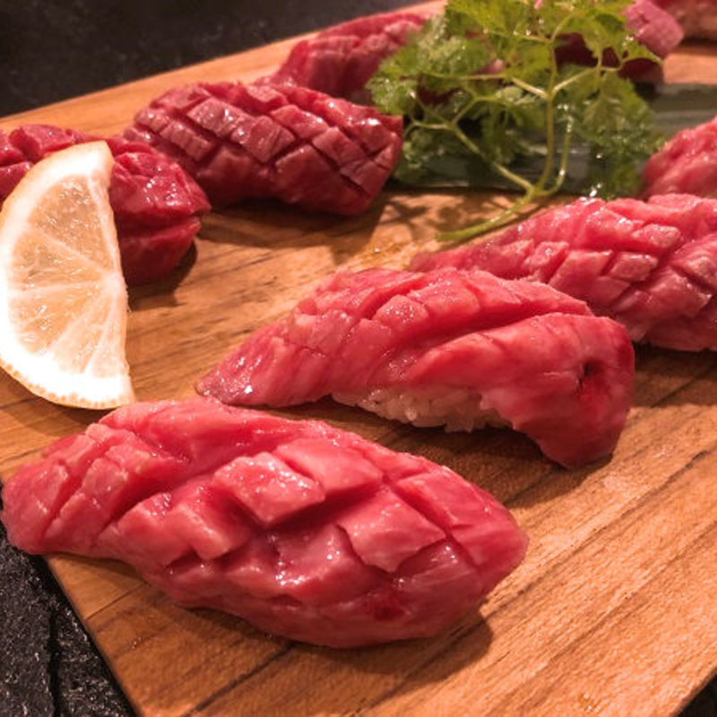 肉寿司盛り合わせ(肉バルKACCHAN 池袋西口本店)