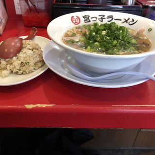 宮っ子ラーメン+焼き飯(宮っ子ラーメン 阪急十三店 )