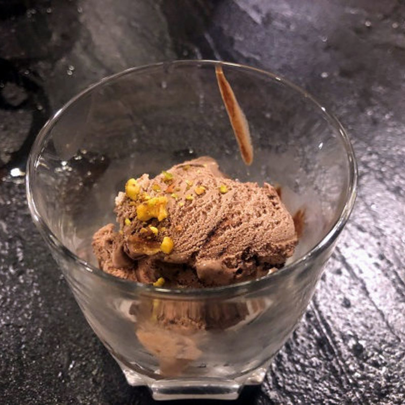 ガトーショコラのアイスクリーム(肉バルKACCHAN 池袋西口本店)