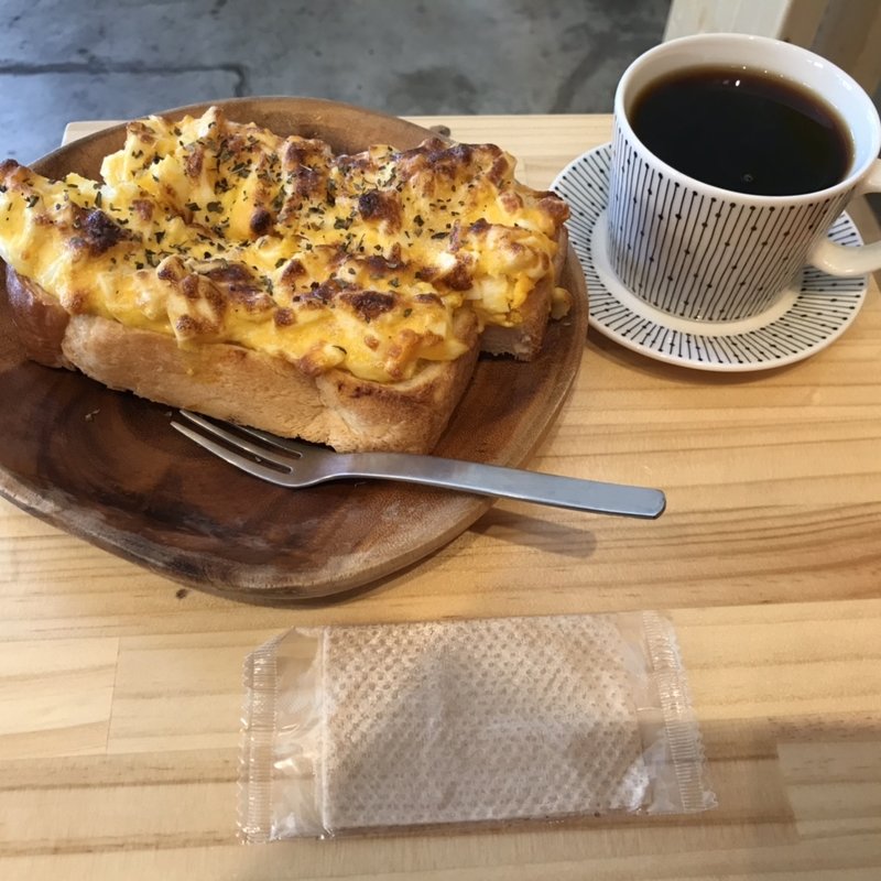 たまごトーストセット(TRICHROMATIC COFFEE)