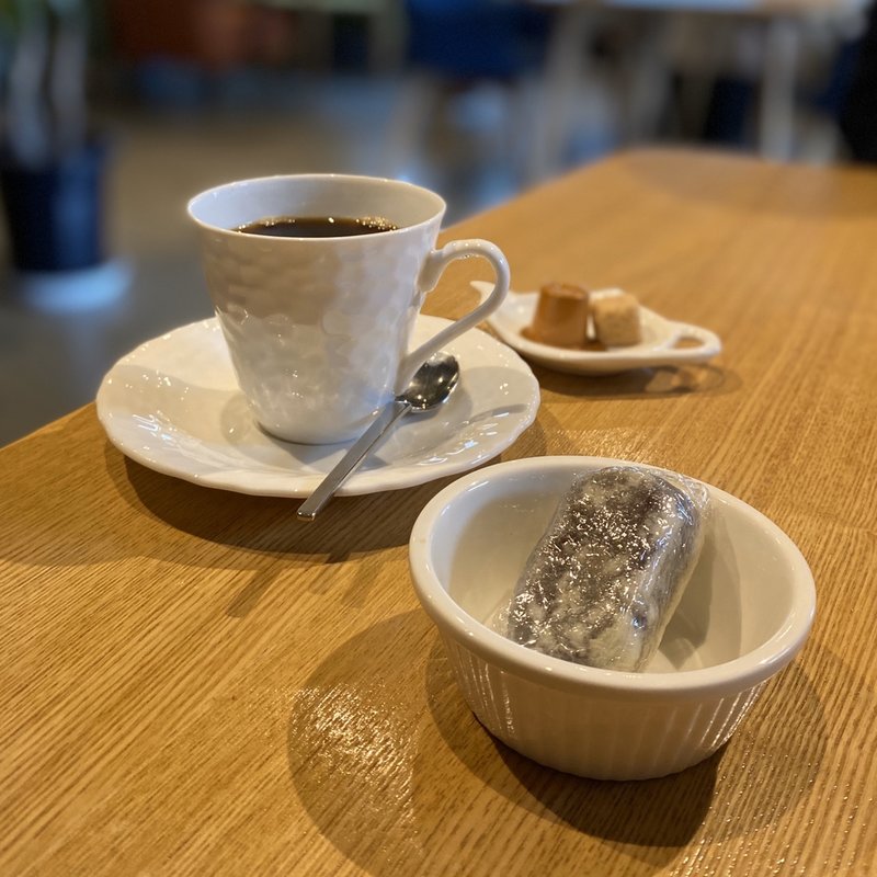 なばりまんじゅう、コーヒー(ハッピーユー さんきゅうや)