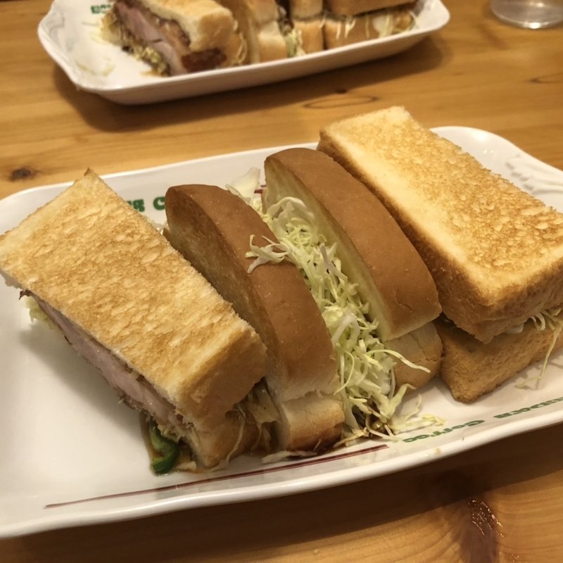 網焼きチキンサンド(コメダ珈琲)