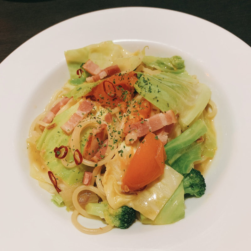 ベーコンとキャベツのペペロンチーノ(ピッツェリア馬車道 稲城若葉台店)