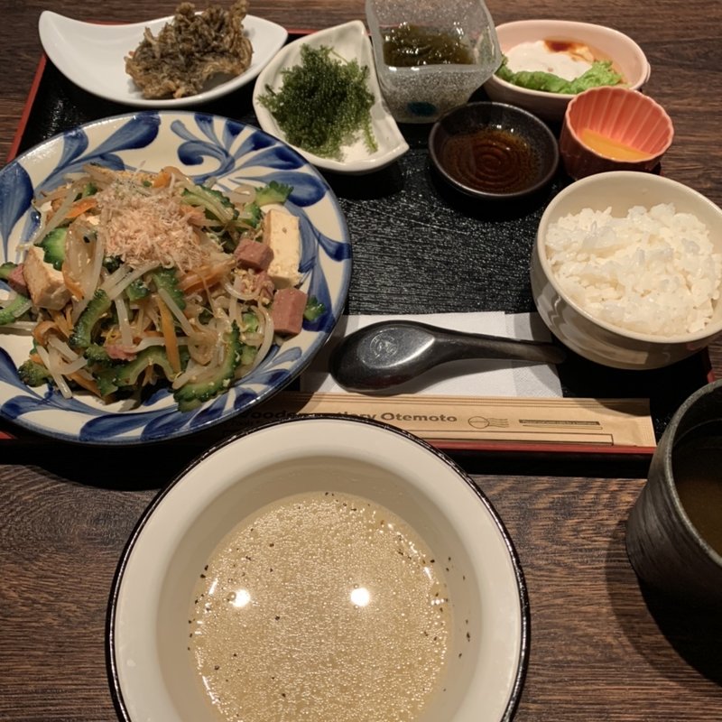 ゴーヤチャンプルー定食(沖縄 あっぱりしゃん 枚方店 )