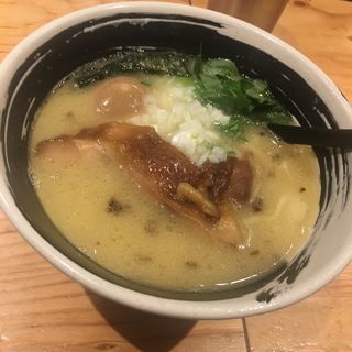 塩鶏そば(麺場 浜虎 （メンバ・ハマトラ）)