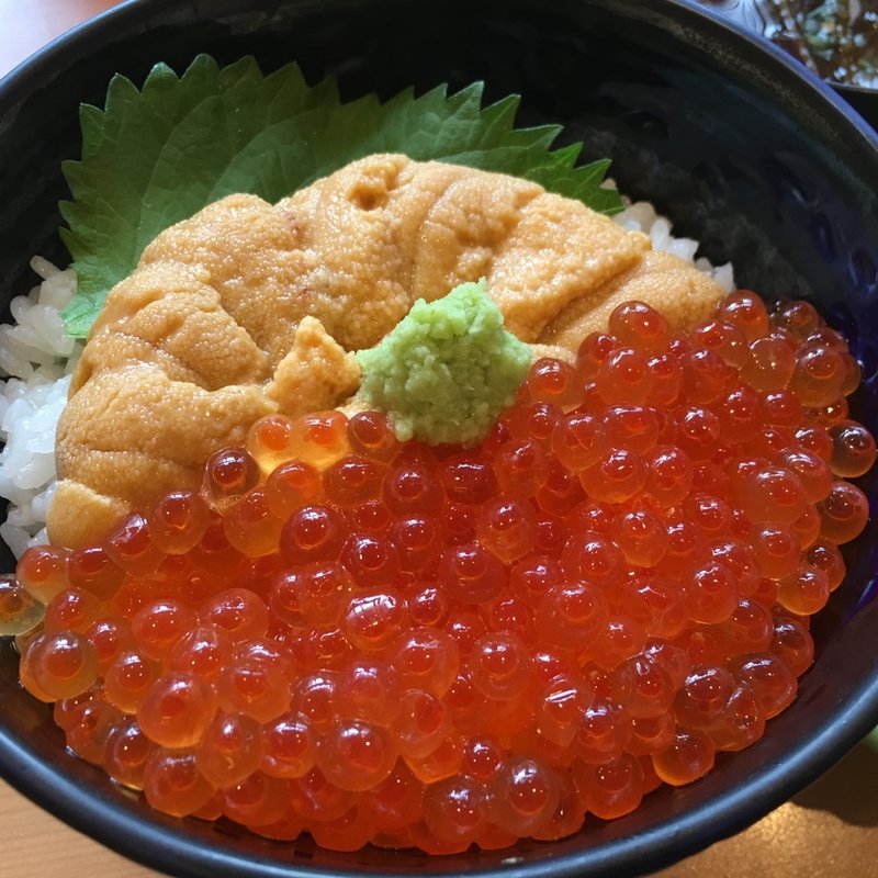 うにいくら丼(うに むらかみ 函館本店)