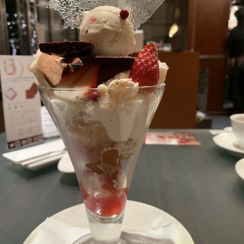 パフェパレドオール・ノエル(ショコラティエ パレ ド オール 東京)