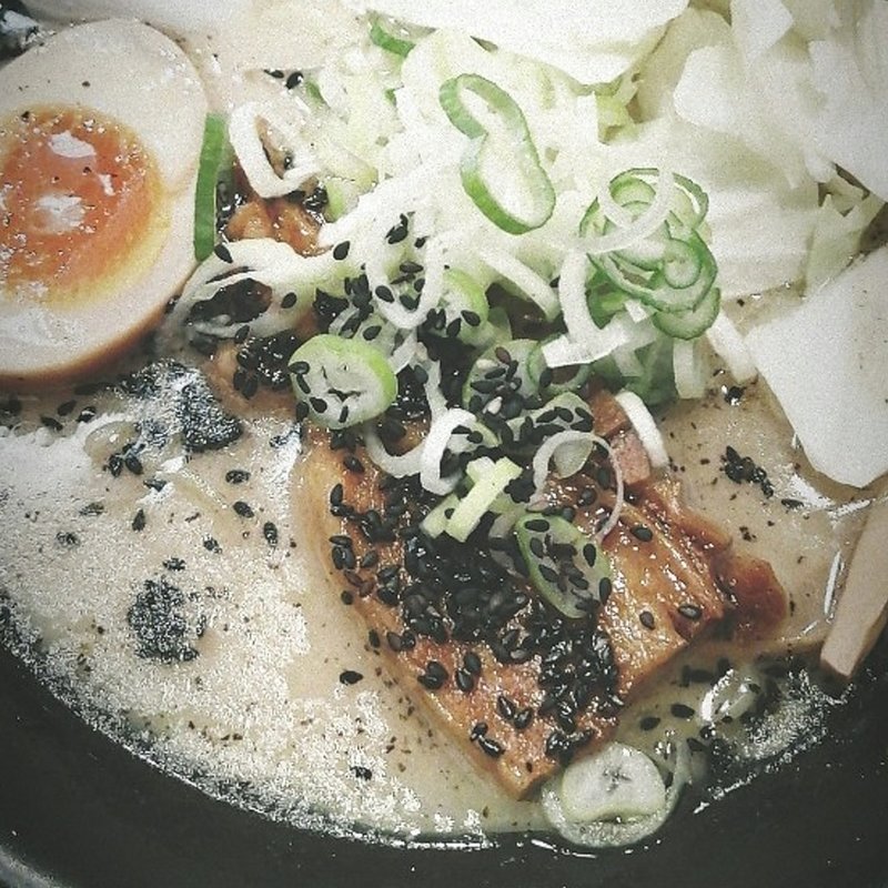 黒ラーメン(はやたろう 磐田店 )