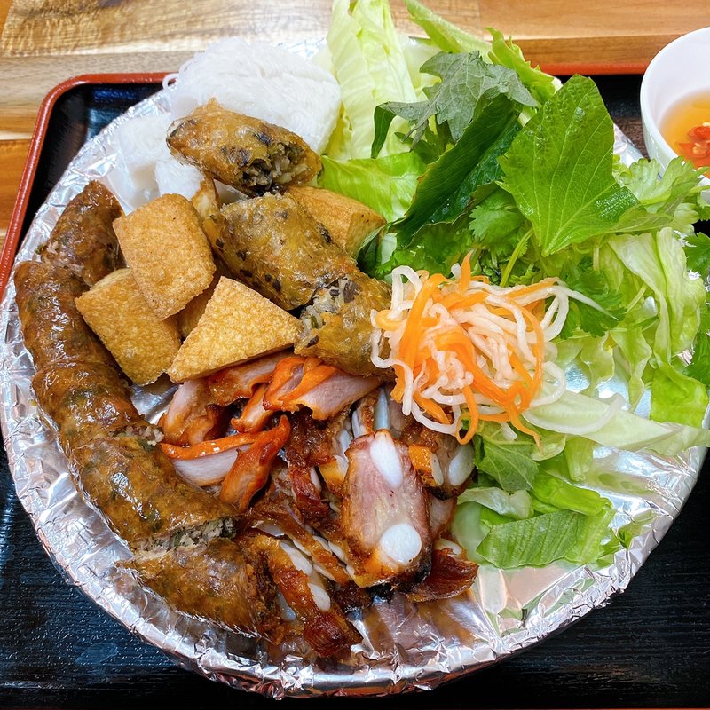 Bun dau+Do nuong(Pho Koha)