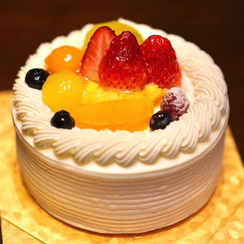 フルーツデコレーションケーキ(千疋屋総本店 新宿伊勢丹店)
