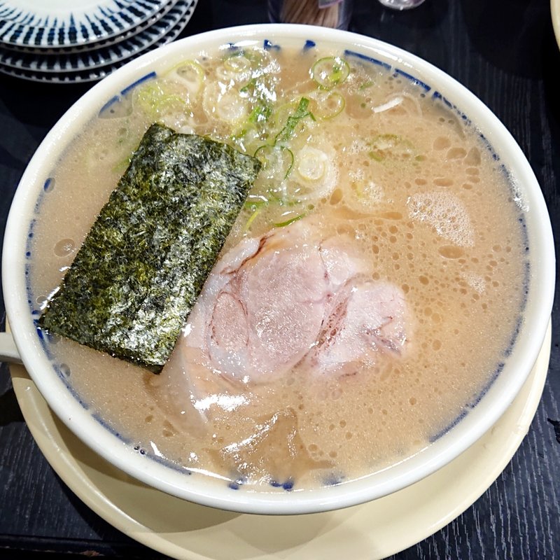 豚骨ラーメン(中洲川端きりん)