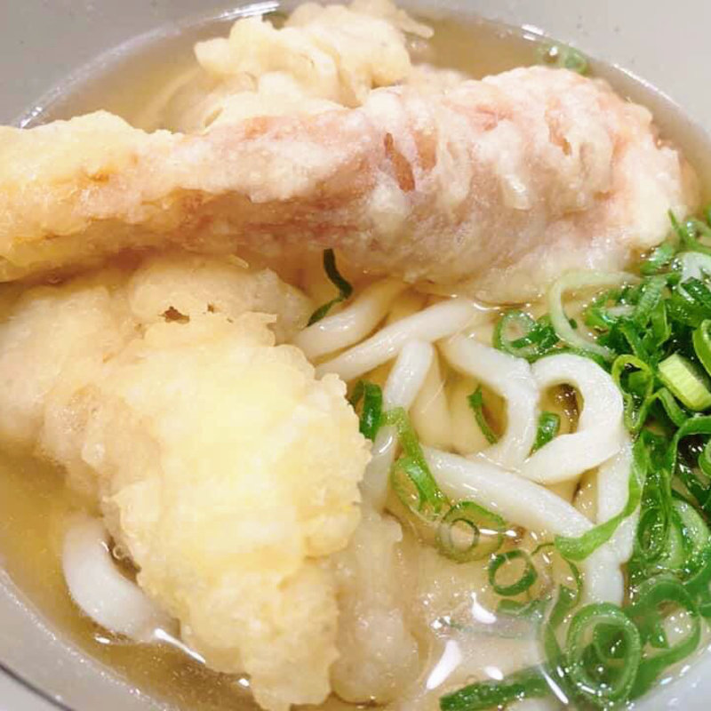 鶏天ちくわ天うどん(おにやんま 新橋店)