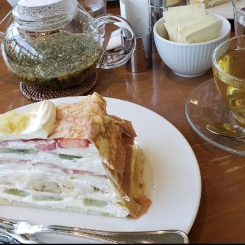 ミルククレープ(HARBS 阪急西宮ガーデンズ店)