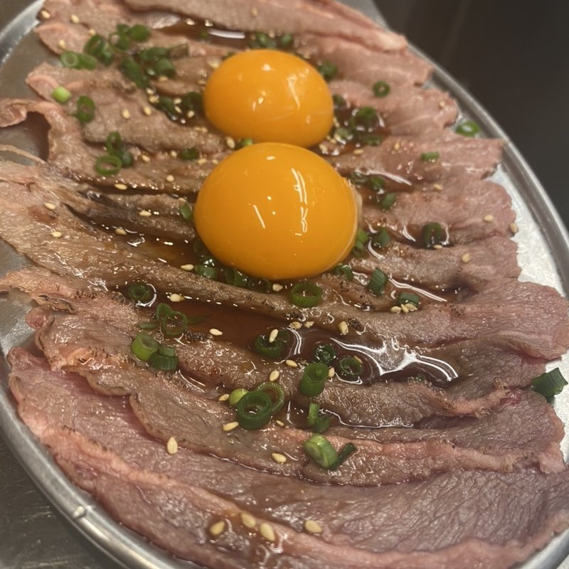 カシラ(ツラとキモ炭火焼肉いわしげ)