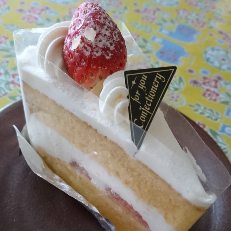 いちごショート(多奈加亭 グランエミオ所沢店)