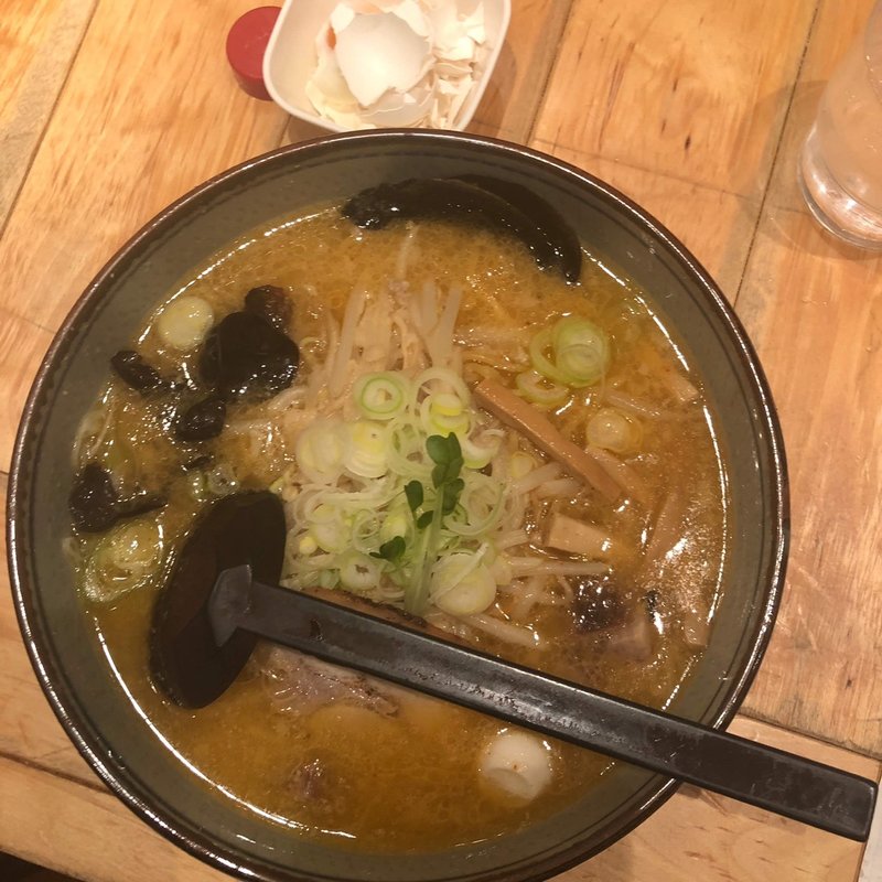 (麺処 白樺山荘 新千歳空港店)