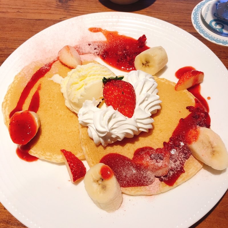 いちごとバナナのパンケーキ(ラ・プティ・メルスリー ルミネエスト新宿店)