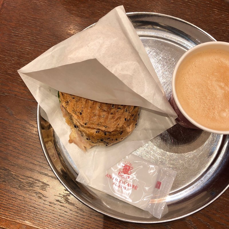 (アンティコカフェ アルアビス 二子玉川店)