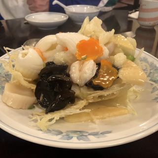 海鮮三品の炒めもの(燕京)