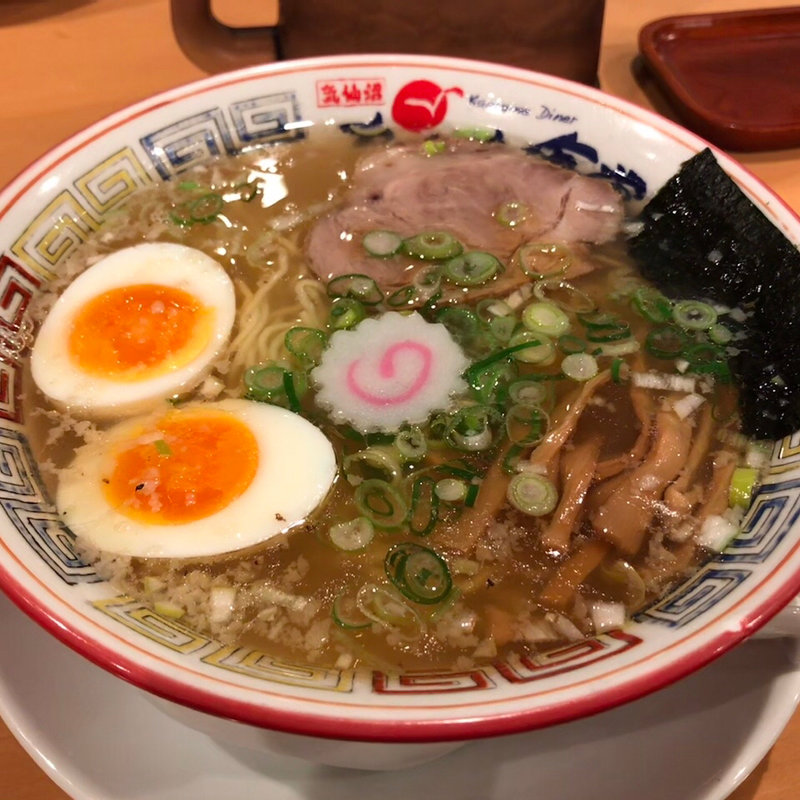 かもめラーメン味玉のせ 潮(かもめ食堂 )