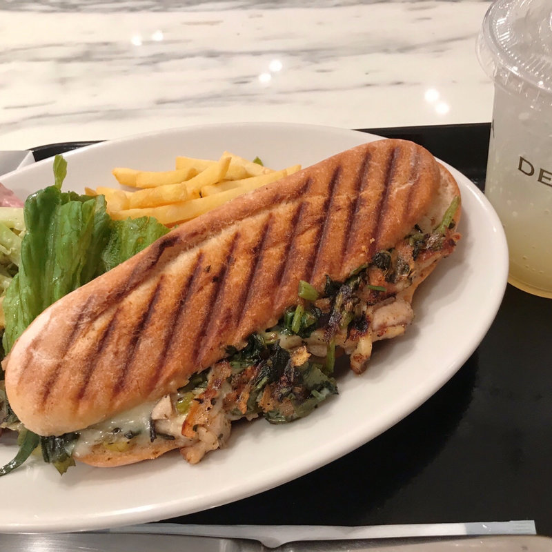 マンスリーランチプレート(DEAN & DELUCA アミュプラザ博多)