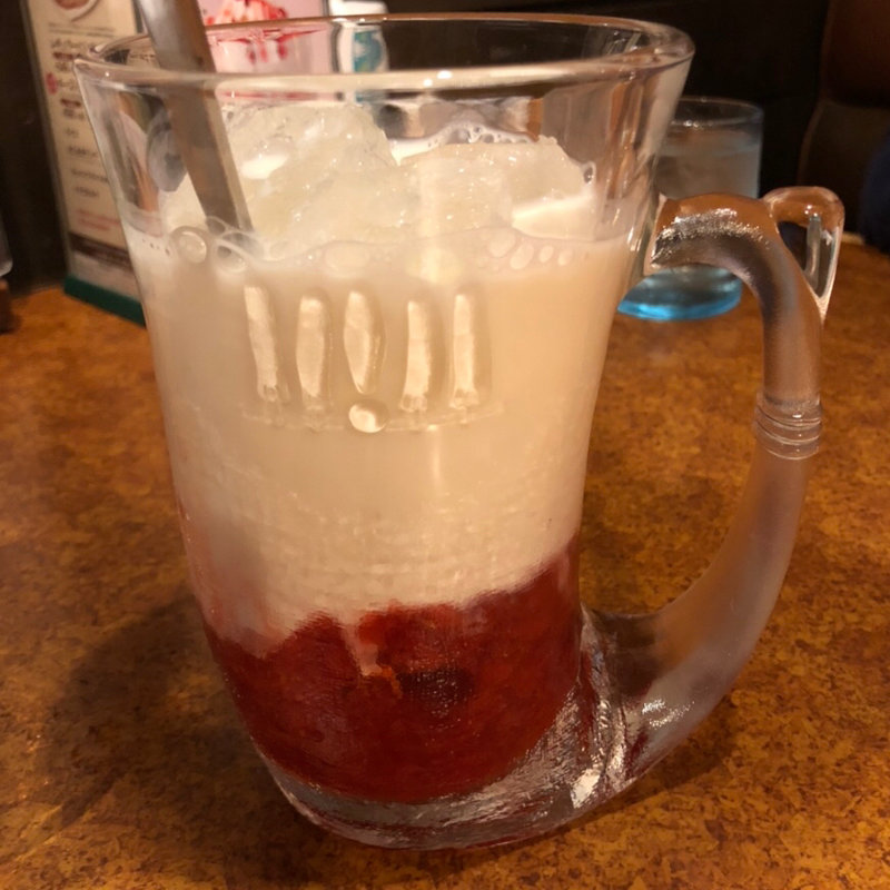 つぶつぶ食感イチゴミルク(びっくりドンキー 上野芝店)