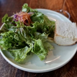 新鮮野菜のサラダ (Ajito 六本木店  （アジト）)