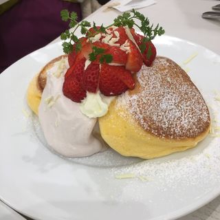 (幸せのパンケーキ 新宿店)