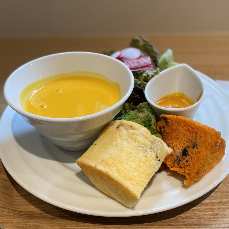 A SET(ミールシフォン、サラダ、スープ)(ダモンデ ミールシフォン＆スイーツ)