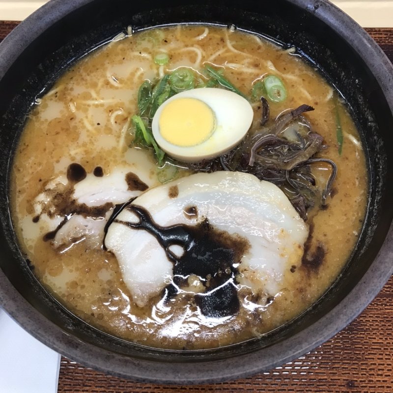 熊本ラーメン(ラーメンダイニング くすのき)