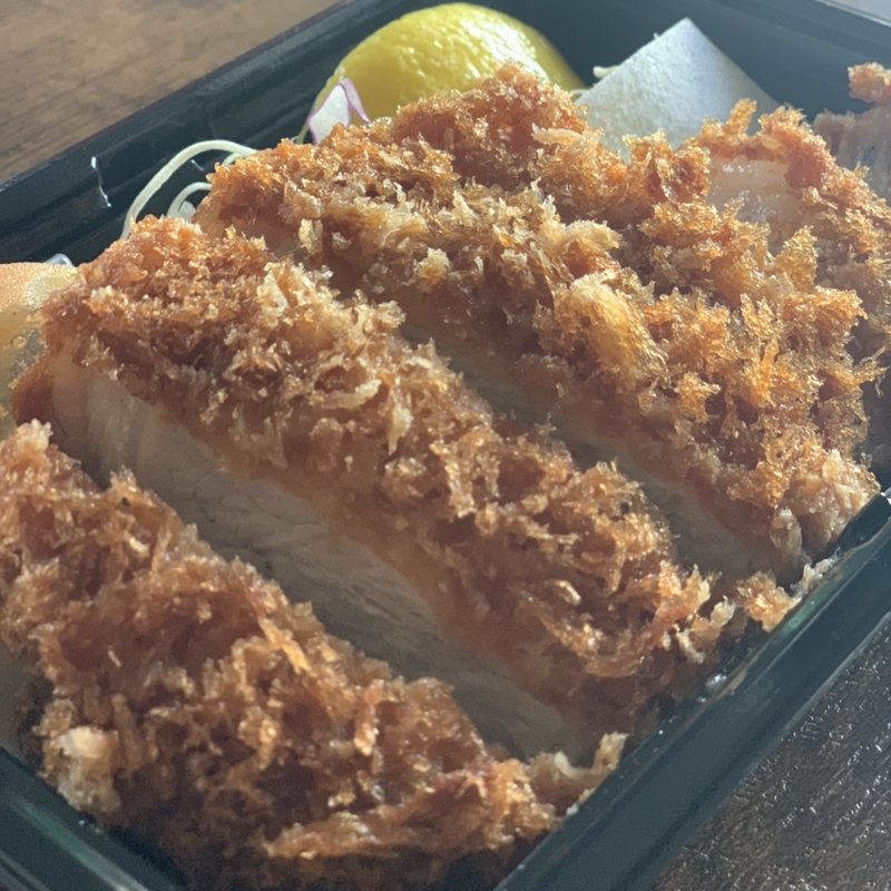 ロースかつ弁当(とんかつ檍 蒲田本店)