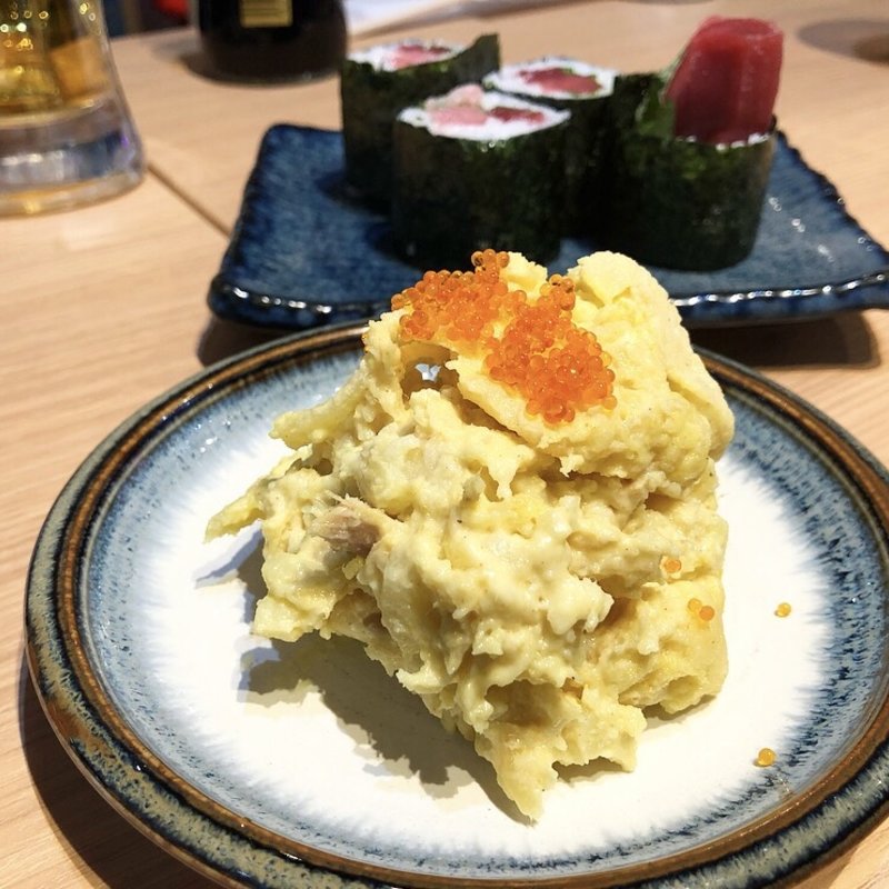 とろたくポテサラ(寿司酒場フクハウチ)