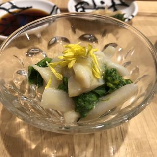 ツブ貝と菜の花 辛子酢味噌和え(立呑やいしもん梅田店)