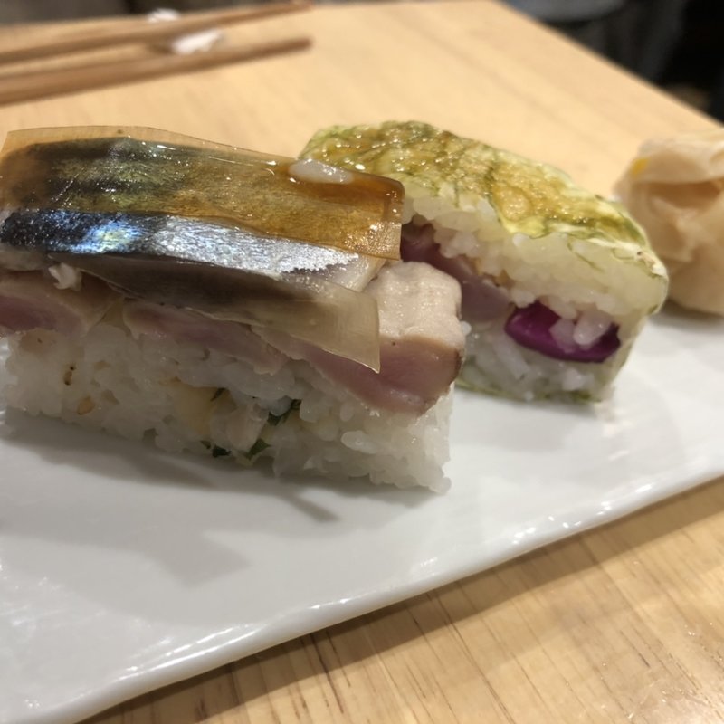 バッテラ（1貫）(立呑やいしもん梅田店)