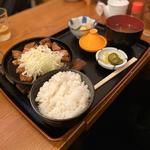 鉄板とんてきランチ(炭火屋 SHU （鷲）)