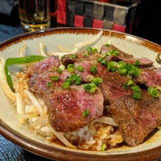 壱岐牛ステーキ丼(四季の味処　ひげだるま)