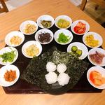 キムチ&ナムル盛り合わせ(韓国食堂 ケジョン82)